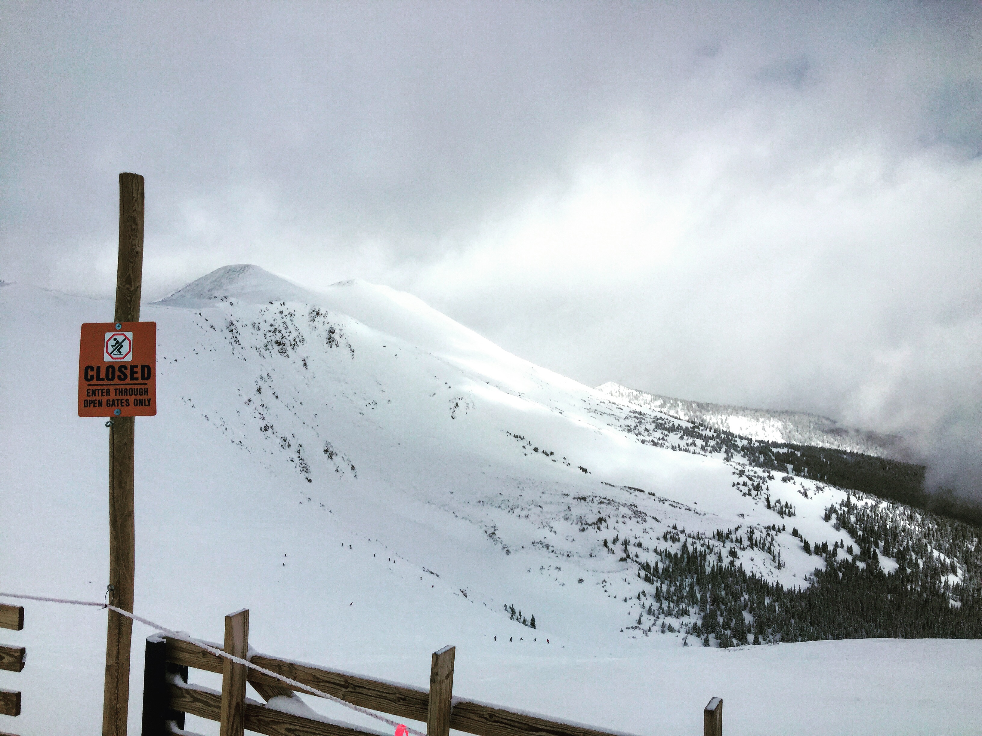 Ski scene